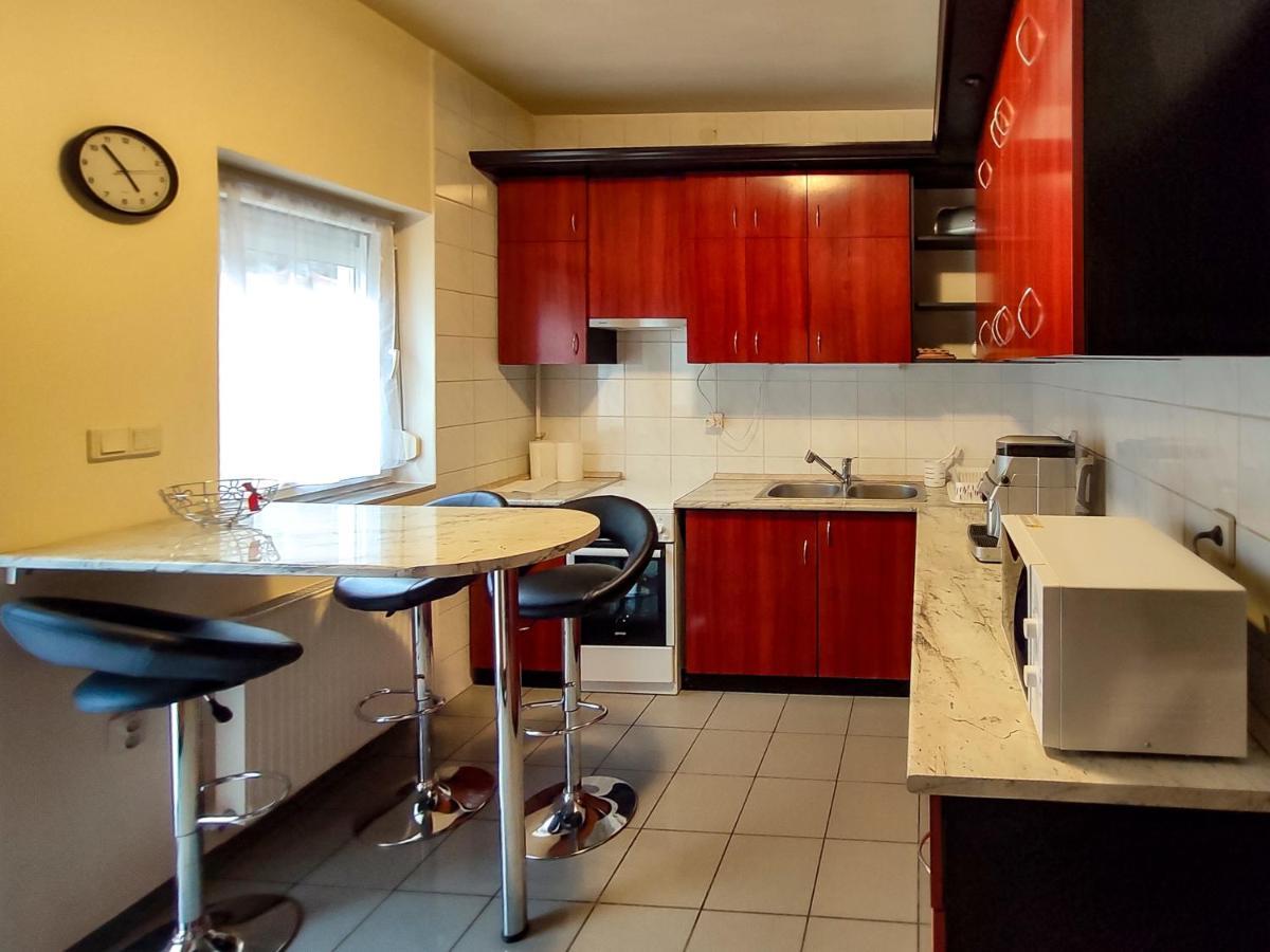 Afrodite Apartmanhaz Eger Zewnętrze zdjęcie