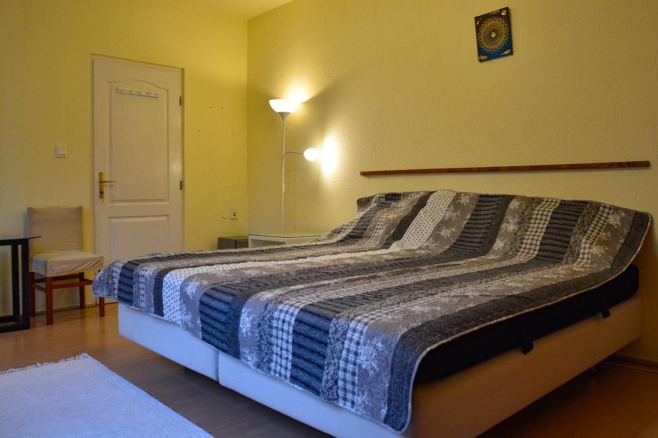 Afrodite Apartmanhaz Eger Zewnętrze zdjęcie
