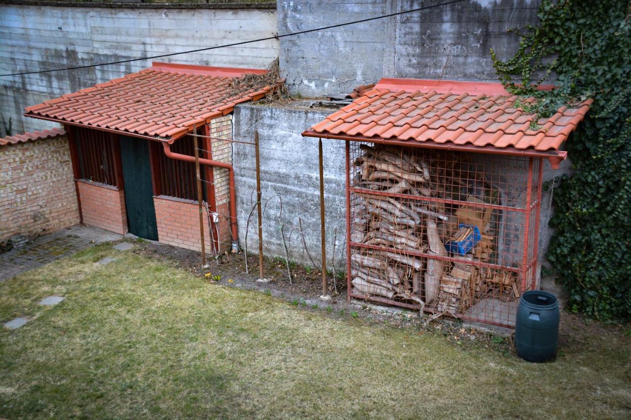 Afrodite Apartmanhaz Eger Zewnętrze zdjęcie